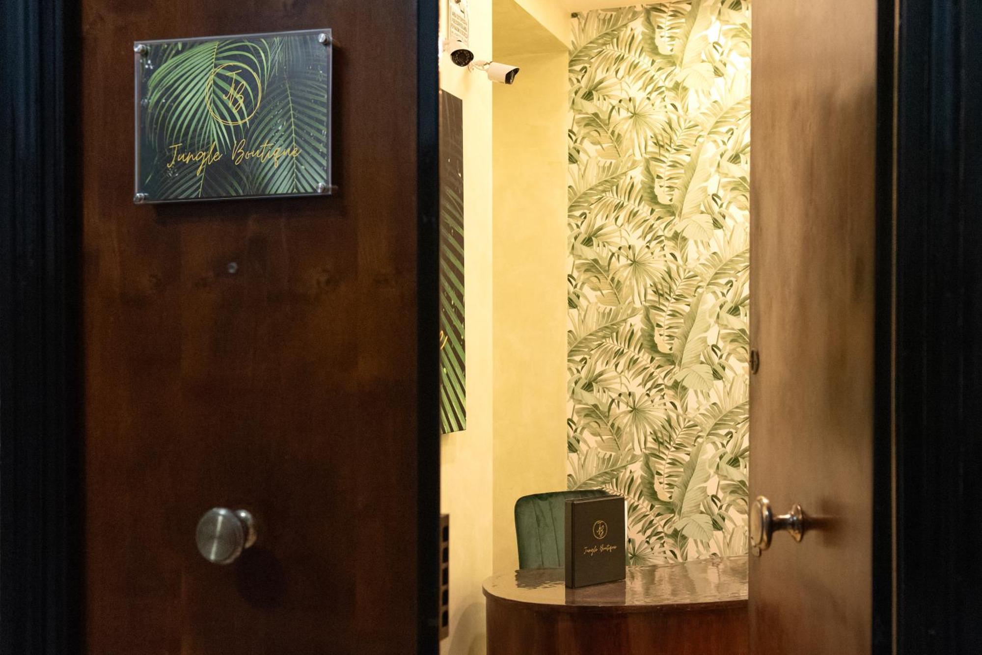 Jungle Boutique Hotel Nápoly Kültér fotó