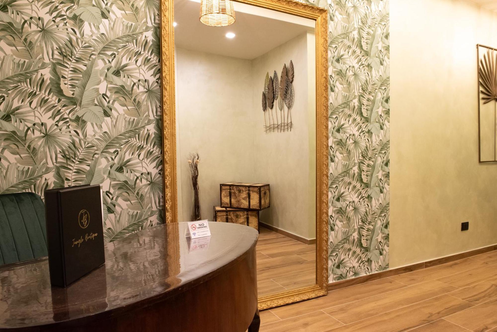 Jungle Boutique Hotel Nápoly Kültér fotó